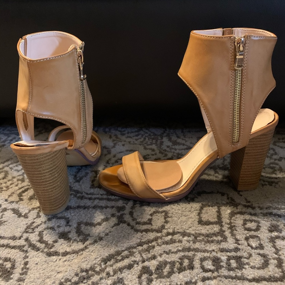 Mi.iM heels - Picture 2 of 6